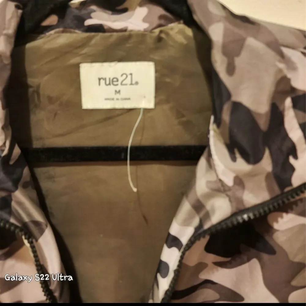 Rue21 women’s pullover half zip Camouflage Windbreaker Jacket Size M - Picture 7 of 11